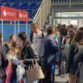 На Сајму запошљавања у Лесковцу и млади Роми у потрази за послом
