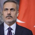 "Izrael bi mogao da napadne" Fidan: Oni traže priliku da udare na Iran