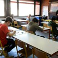 Prvi dan završnog ispita protekao u najboljem redu, polagalo 99,2% učenika! Oglasio se Dejan Vuk Stanković.