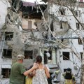 Klizne bombe pogodile višespratnice u Zaporožju: Među ranjenima i deca, ima mrtvih