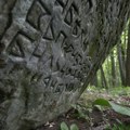 Čak 200 kamenih spomenika na jednom mestu: Ovo selo pored Novog Pazara krije misteriju iz doba Nemanjića