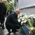 Vučević se upisao u knjigu žalosti povodom godišnjice ubistva u OŠ "Vladislav Ribnikar": "Bol je neopisiva"