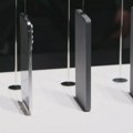 Ultra-tanki Android telefon iznenadio trajanjem baterije, u testovima nadmašio novi iPhone