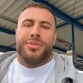 Pazite koga primate! Čovek iz Novog Pazara otkrio nešto uznemirujuće u svom automobilu, pa upozorio javnost: "Neka ovo bude…