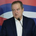 "Povređen žandarm, biće uhapšeni svi koji su kršili zakon": Dačić se oglasio o nasilju i sukobima na protestima