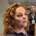 Ana objavila snimak star tri decenije, peva sa pokojnim ocem: Njena poruka kida dušu "Znam negde još svira..."
