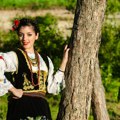 Kako da zaradite od stare narodne nošnje? Pojedini primerci vrede i po nekoliko stotina evra