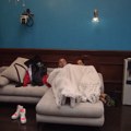 Spavao s njih 20 u Eliti, sad bacio oko na Lauru: Starleta koju su hapsili u Hrvatskoj završila u krevetu sa Carem