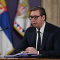 Vučić: Do kraja 2027. prosečna plata 1.400 evra, penzija 620 evra