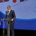 Vučić u Inđiji: Postavljen kamen temeljac nove fabrike japanskog giganta - predsednik oslikao oko darma lutke za uspešan…