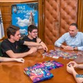 Grad će podržati đačku inicijativu i kreativnost – Učenička kompanija Zrenjaninske gimnazije