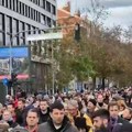 Održan protest studenata ispred Skupštine Novog Sada, tražili da uđu u zgradu