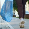 Bebu pronašli u plastičnoj kesi, saznali da ima brata i sestru: Traži se majka, pretresaju stotine kuća