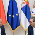 Vučić sa ambasadorom Kine: Kontinuirane kineske investicije od suštinske važnosti za razvoj infrastrukture i industrije (foto)…