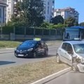 Udes na Čukarici, vozilo uništeno nasred puta: Stvaraju se gužve