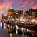Amsterdam zabranio reklame za meso i fosilna goriva