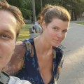 Naša glumica se iz Amerike vratila u Srbiju, doživela napad na mrežama: "Urnebesno i fejk!", njen muž pobesneo