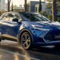 Toyota C-HR slavi deceniju na tržištu i 2,1 milion prodatih primeraka