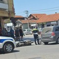 Sudar motora i automobila na raskrsnici Južnomoravskih brigada i Bulevara oslobođenja