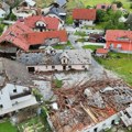 Nevreme u Sloveniji: Tornado nosio krovove, oštećene zgrade, polomljeno drveće