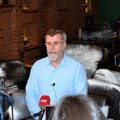 Novinar Veran Matić, udaljen je sa suđenja Dejanu Nikoliću Kantaru, kojem se sudi za pretnje načelniku Policijske uprave…