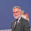 Ministar, a prepisivač: Dejan Ristić preneo delove teksta s Fejk Njuz Tragača i predstavio ih kao svoje