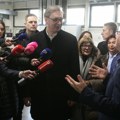 Vučić posetio pogon fabrike "Bilicki" u Molu kod Ade