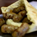 ISTRAŽILI SMO: Gde su najjeftini ĆEVAPI na području bivše Jugoslavije - odgovor je potpuno NEOČEKIVAN!