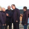 Vučić stigao u mesto Urovica kod Negotina gde razgovara sa građanima