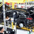 Mercedes-Benc prodao sve svoje izložbene salone u Berlinu