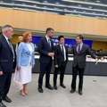Gradonačelnik Novog Sada sa zvaničnicima grada Đinana u Kini