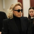"Sve je bilo uništeno, kao da je sečeno žiletom": Lepa Brena zatekla jeziv prizor u vili, nastao potpuni haos