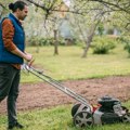 Počela sezona kosidbi: Da li je jeftinije da angažujete radnika ili da kosite sami - detaljna računica