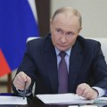 Ponoš: Putin gubi strpljenje sa onima koji ga bratom zovu, a iza leđa mu o glavi rade