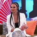 Bikini uvukla u zadnjicu, voda curi niz nju Skinula se Anita Stanojlović i pokazala obline, Anđela će obliti znoj (foto)