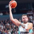 Dončić maestralno protiv Britanije pred duel protiv Srbije (video)