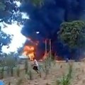 Cisterna se prevrnula, ljudi dotrčali da pokupe naftu, a onda se desila tragedija Najmanje 30 ljudi nastradalo (video)