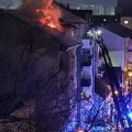 Gorela zgrada u Novom Sadu: Vatrogasci ugasili veliki požar u višespratnici