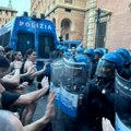 Protest i štrajk u Bolonji posle smrti muškarca tokom policijske intervencije