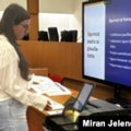 Kampanja počela, očekivanja mala, Izborna komisija upozorava na govor mržnje u BiH