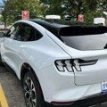 Tesla otvara svoju Supercharger mrežu za druga EV u Kanadi