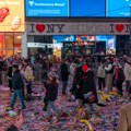 Drama u Njujorku: Uleteo automobilom među ljude koji su slavili Novu godinu, ima povređenih