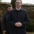 Vučić: Ne vidim razlog da se ne peva Veseli se srpski rode u Skoplju