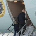 Krađe u avionu američkog predsednika Bajdena