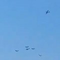 Ima mrtvih i povređenih Snimljen trenutak jezivog sudara aviona na aeromitingu (video)