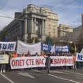 „Opet ste nas prevarili“: Protest prosvetnih radnika u toku, prosvetari krenuli ka Vladi Srbije (FOTO, VIDEO)