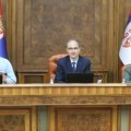 "Sa porodicom živim u privatnom stanu i nemam nameru da živim u državnoj rezidenciji"