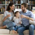 Umorni ste bez razloga, kosa vam opada, koncentracija je slabija, a vaga tvrdoglavo stoji? Možda vam jednostavno nedostaje…