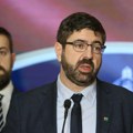 Lazović: Vlast zabranila tribinu u Kragujevcu na kojoj smo trebali da učestvujemo Šarović, dr Milić i ja