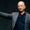 Bezos prodao Amazonove akcije za 737 miliona dolara!